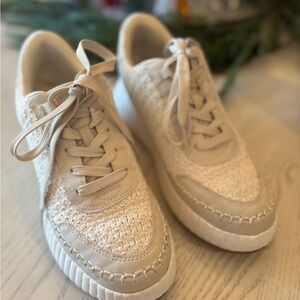Dolce Vita Sneakers